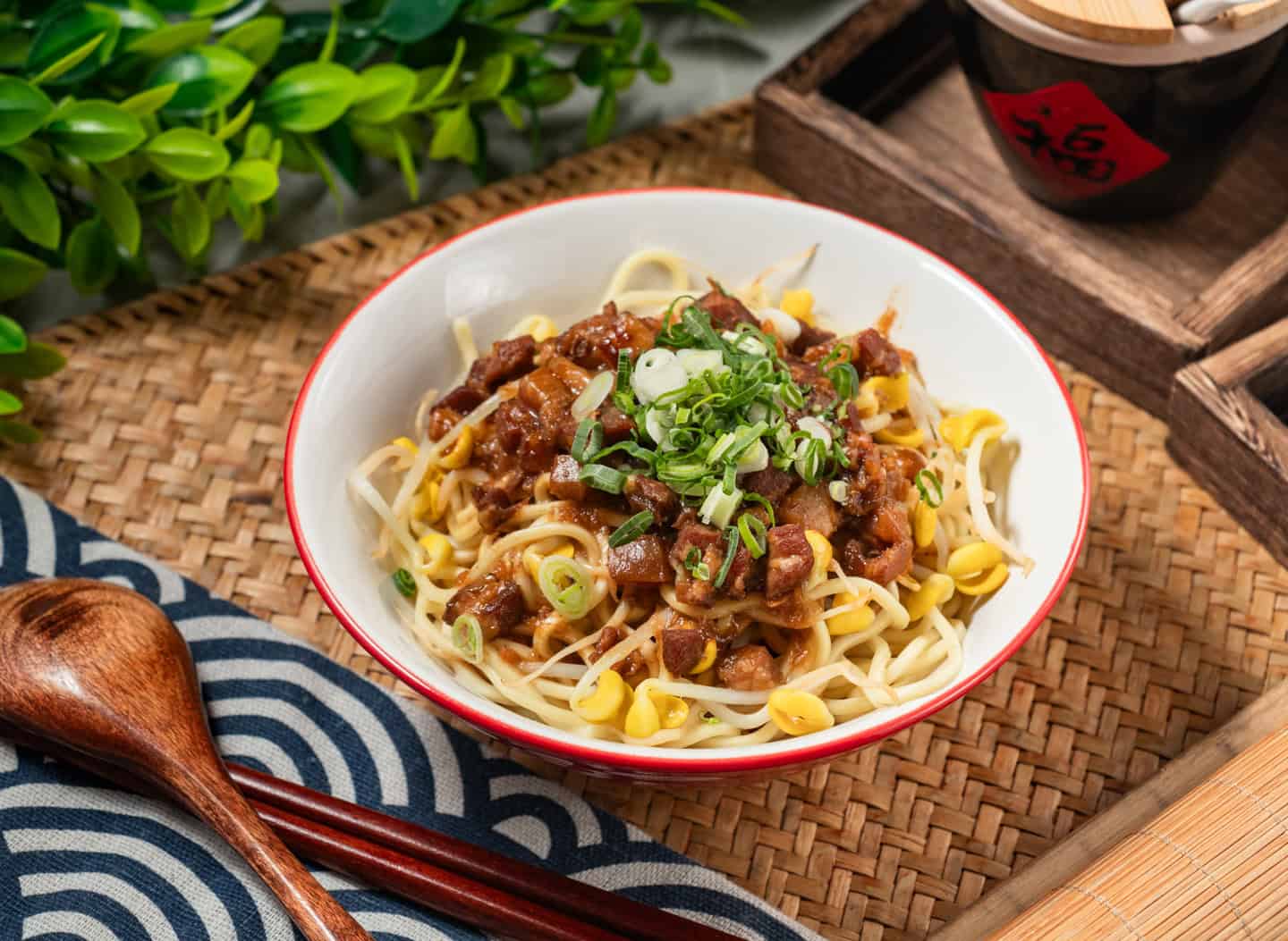 台中美食餐廳 - 烏竹樓 黑豚滷肉乾麵