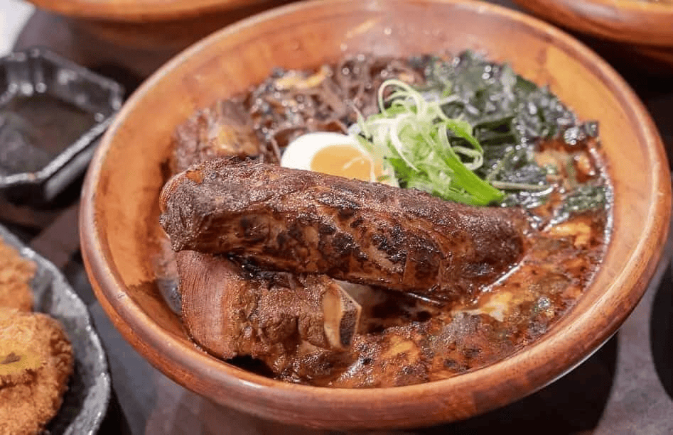 西屯宵夜餐廳 - 頑者炙燒拉麵 黑豚雙肋拉麵餐點照